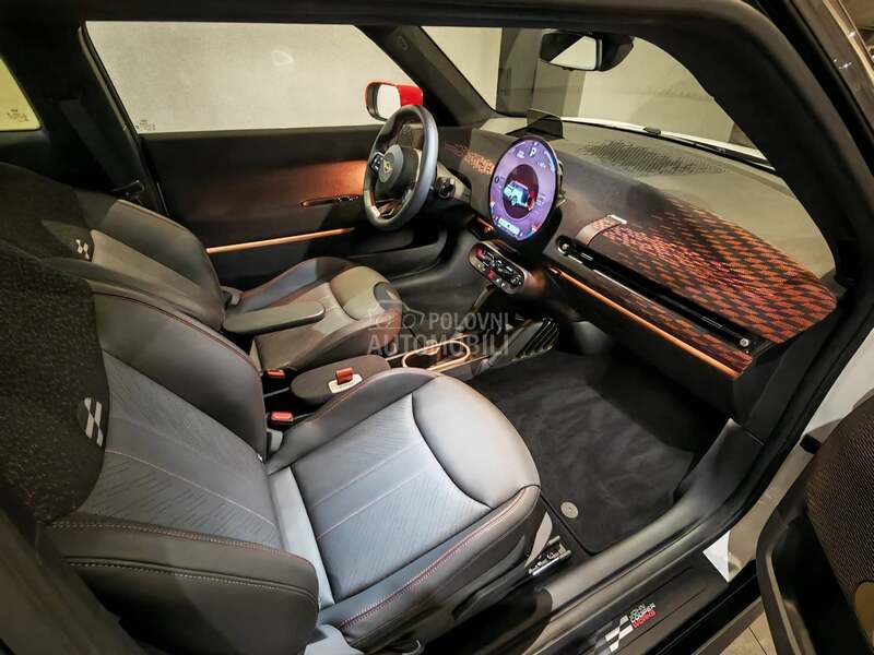 MINI Cooper coper se