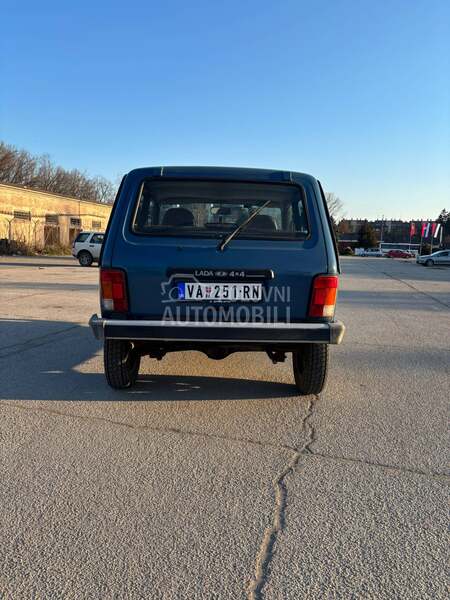 Lada Niva 