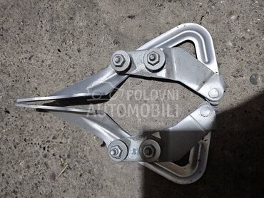 Makaze haube za Ford Focus od 2008. do 2011. god.