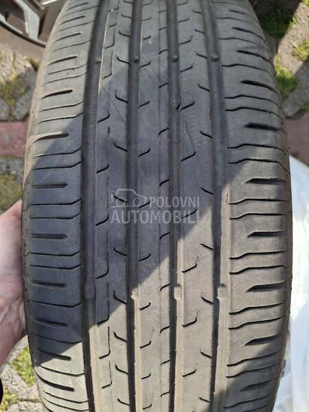 Continental 215/65 R17 Letnja