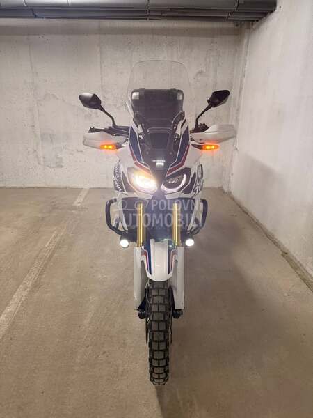 Honda crf 1000l africa twin dtc