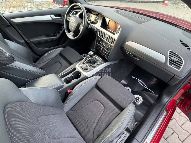 Audi A4 1.8 S LINE