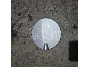 Poklopac rezervoara za Ford Focus od 2008. do 2011. god.