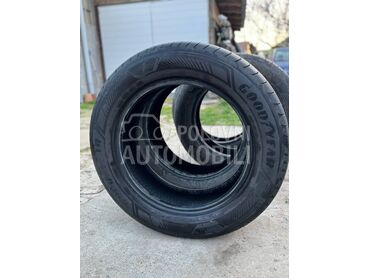 Goodyear 215/60 R17 Letnja
