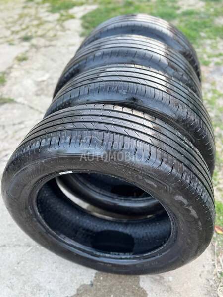 Goodyear 215/60 R17 Letnja