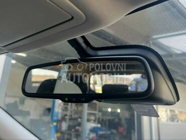 Retrovizor unutrašnji za Nissan X-Trail od 2013. do 2022. god.