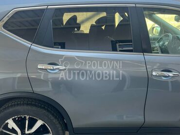 Vrata zadnja desna siva za Nissan X-Trail od 2013. do 2022. god.