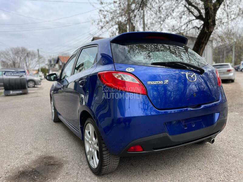 Mazda 2 1.5 CH