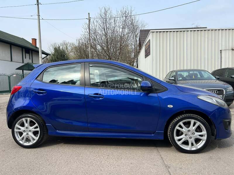 Mazda 2 1.5 CH