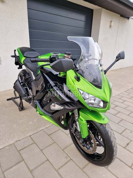 Kawasaki Z1000SX CH