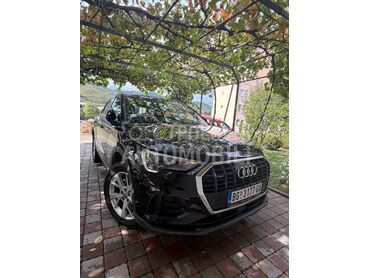 Audi Q3 Virt., ambijent. 4x4