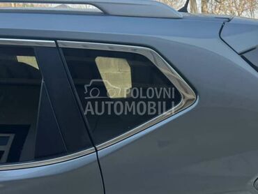 Staklo leptir zadnje levo za Nissan X-Trail od 2013. do 2022. god.