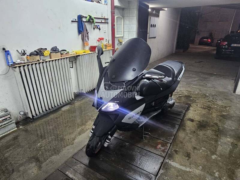 Gilera Nexus 500