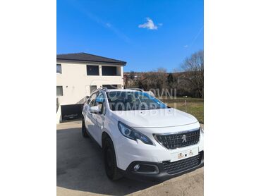 Peugeot 2008 1.2