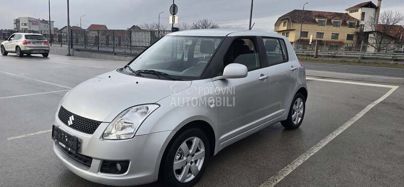 Suzuki Swift 1.3 CH 4X4