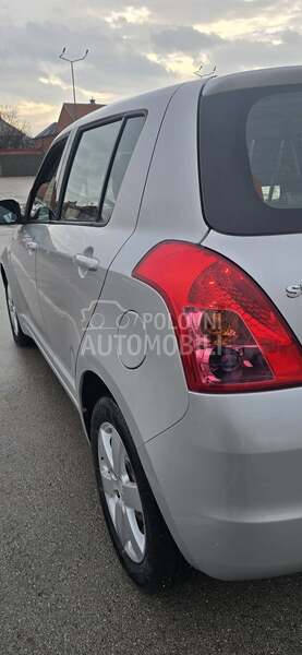 Suzuki Swift 1.3 CH 4X4