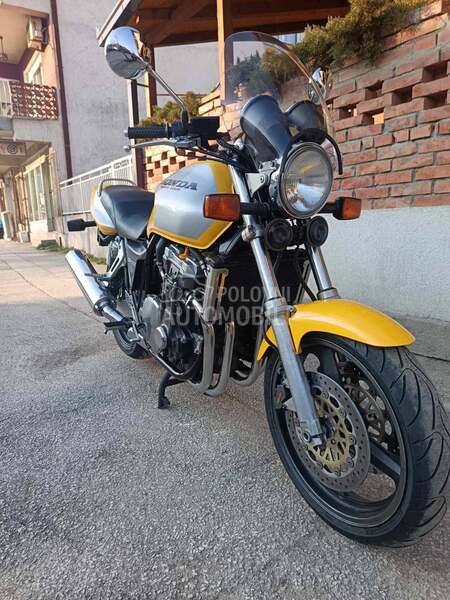 Honda CB 1000 F