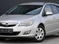 Opel Astra J 1.6 / SERVIS / REG