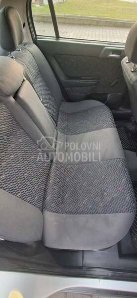 Opel Astra G 