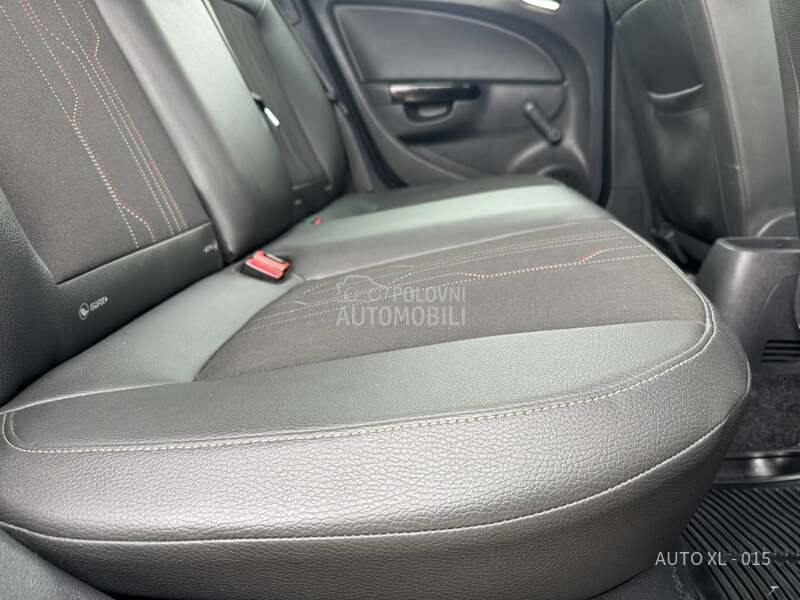 Opel Corsa D 1.2 B // COSMO