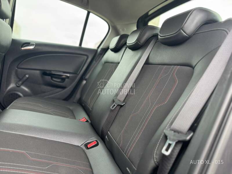 Opel Corsa D 1.2 B // COSMO