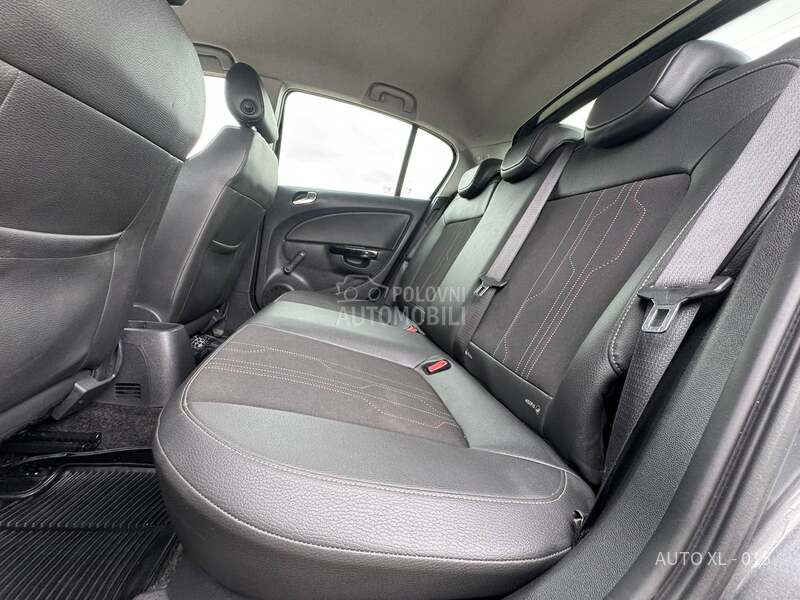 Opel Corsa D 1.2 B // COSMO