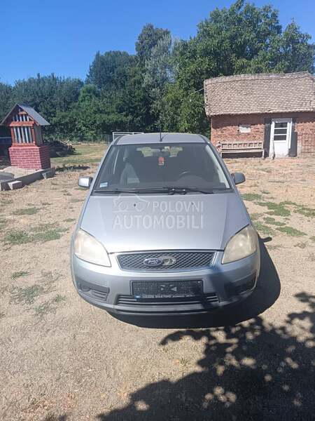Ford C-Max 18