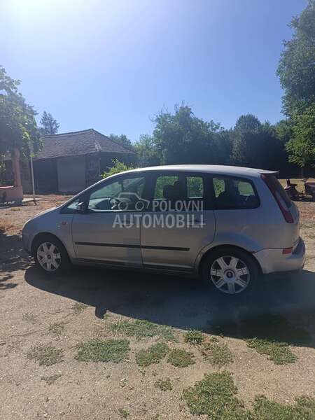 Ford C-Max 18
