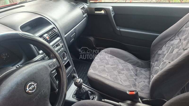 Opel Astra G 