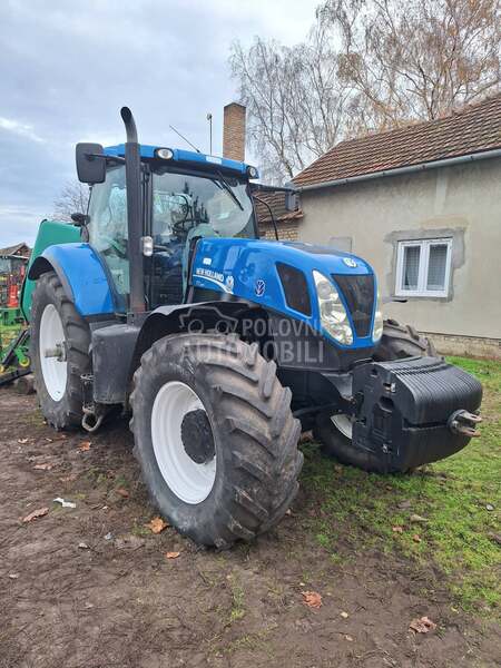 New Holland T7,250