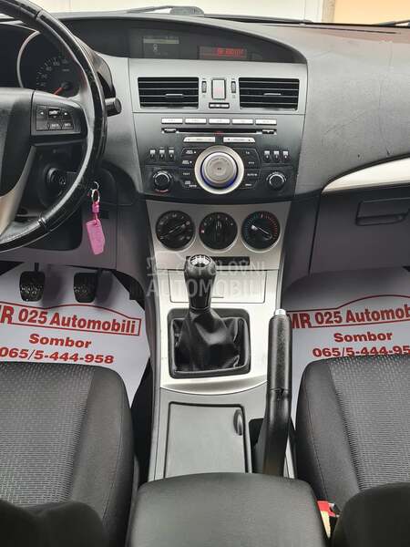 Mazda 3 1.6cd Revolution