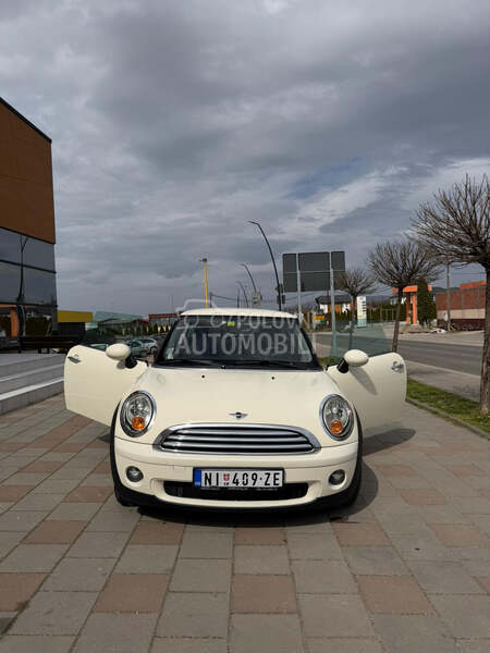 MINI Cooper 1.6