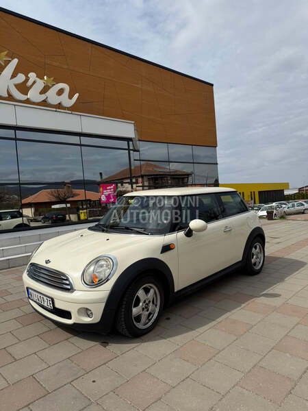 MINI Cooper 1.6