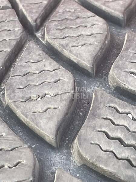 Landsail 185/55 R15 Zimska