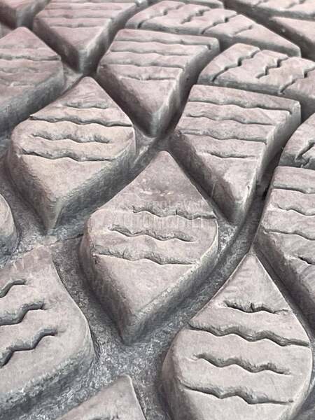 Landsail 185/55 R15 Zimska