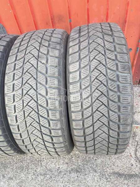Landsail 185/55 R15 Zimska