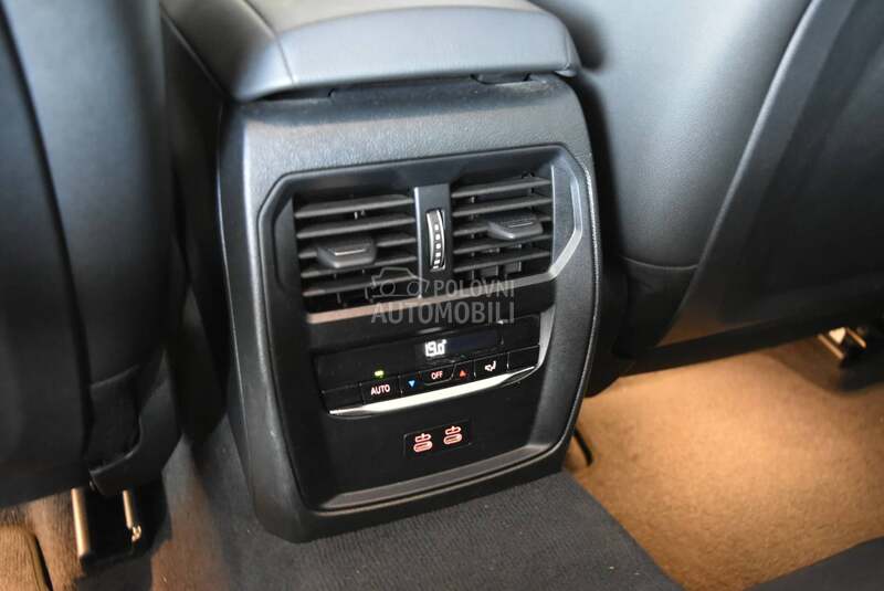 BMW 320 d xDrive M paket