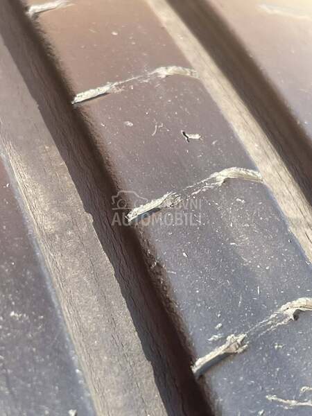 Pirelli 245/40 R19 Letnja