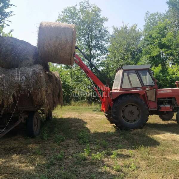 IMT Utovarivac za rolo bale