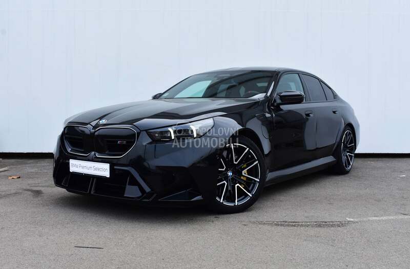 BMW M5 