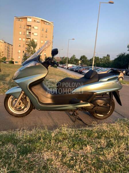 Yamaha majesty 400