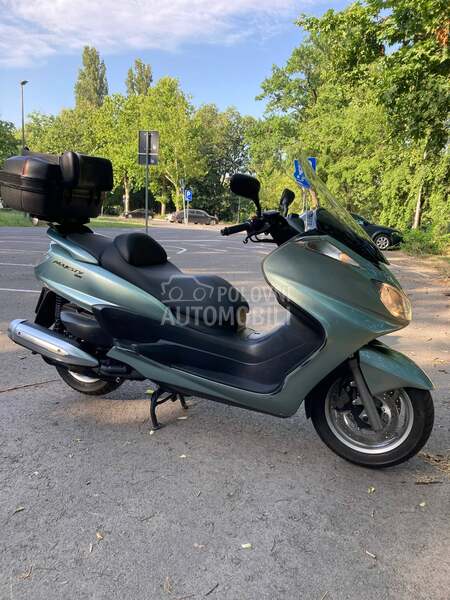 Yamaha majesty 400