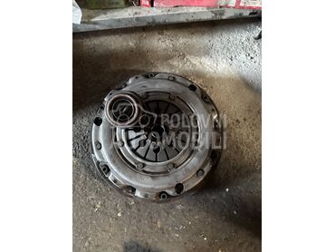 set kvacila fiksni zamajac za Mazda 6 od 2001. do 2007. god.