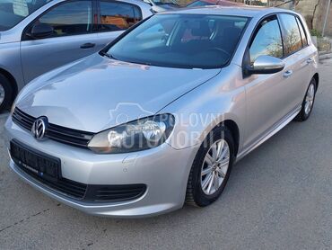 Volkswagen Golf 6 1.6TDI BLUEMOTION