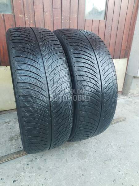 Michelin 215/55 R18 Zimska