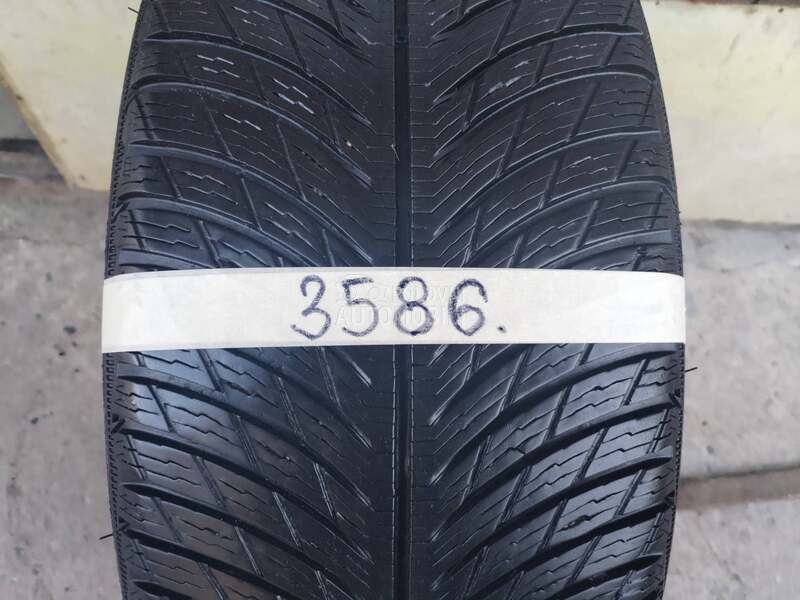 Michelin 215/55 R18 Zimska