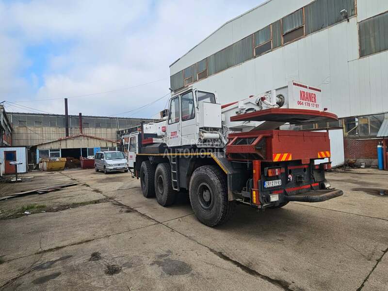 Liebherr LTM 1035