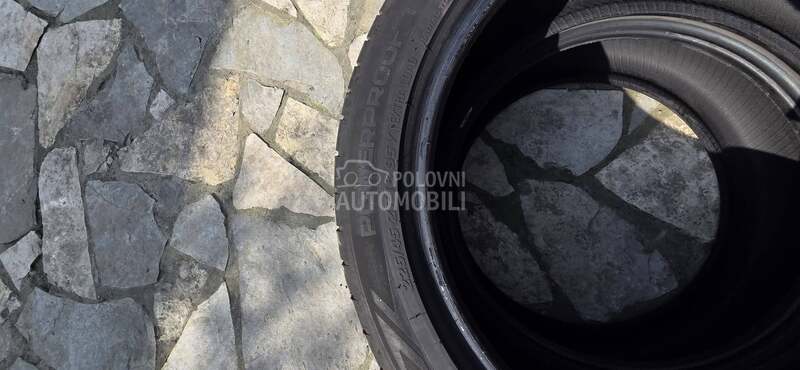 Nokian 225/45 R18 Letnja
