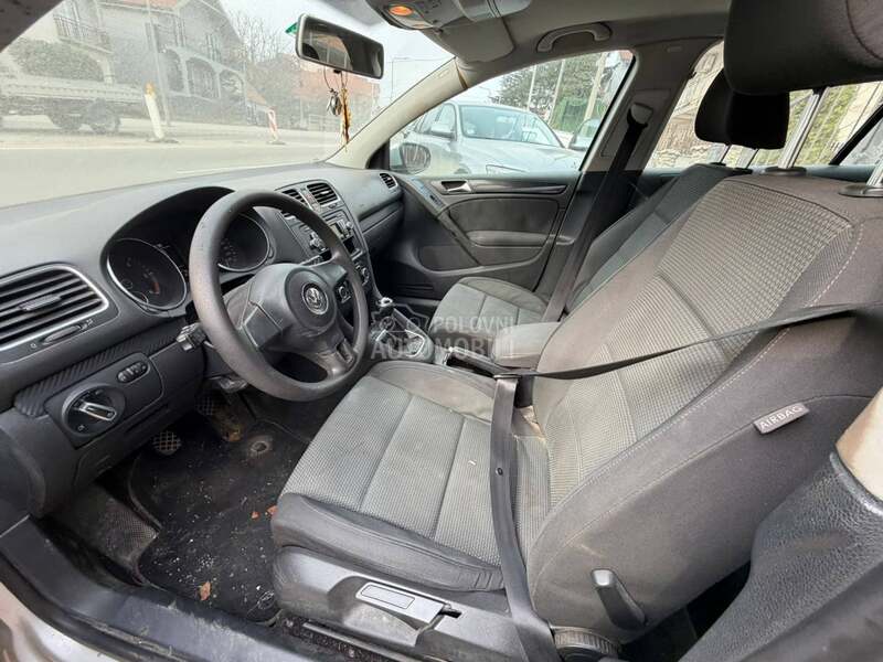 Volkswagen Golf 6 