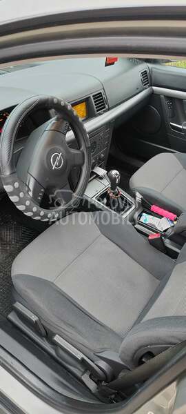 Opel Vectra C 1.8